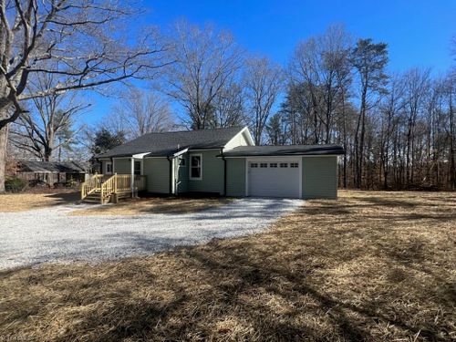 1055 Gibson Rd, Pine Hall, NC, 27042-8155 | Card Image