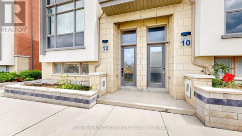 12 Mcclary'S Way, Unionville, ON, L3R9S3 | Card Image