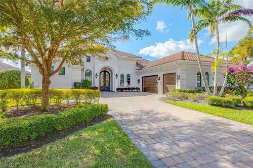11920 Hedgestone Ct, NAPLES, FL, 34120-4641 | Card Image