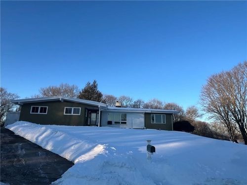 1 Barway Ln, Cumberland, RI, 02864-4905 | Card Image