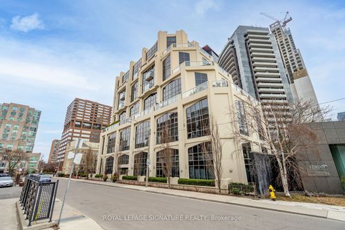 411-3 Mcalpine St, Toronto, ON, M5R3T5 | Card Image