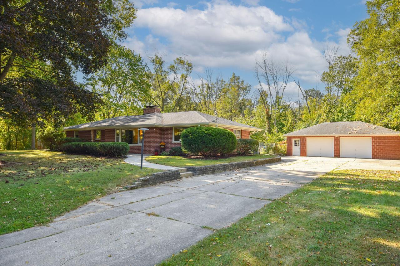 Fond Du Lac Ave, Menomonee Falls, WI 53051