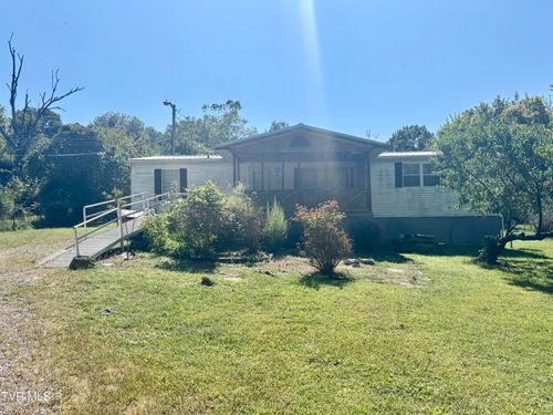 6201 Old Woodway Rd, Pennington Gap, VA, 24277-7833 | Card Image