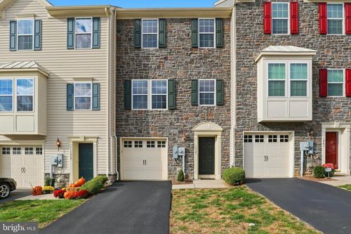 1265 Stonehaven Way, YORK, PA, 17403-9034 | Card Image