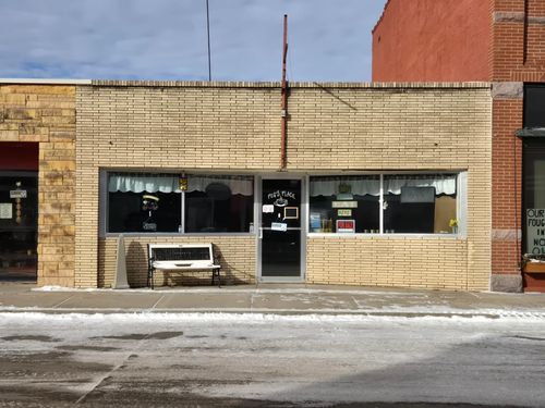 135 N Miles St, Appleton, MN, 56208-1316 | Card Image