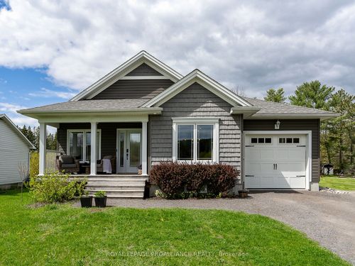 2515 Van Luven Rd, Baltimore, ON, K0K1C0 | Card Image