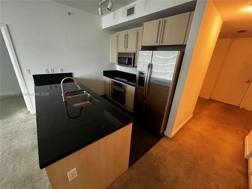 2709s-79 Sw 12th St, Miami, FL, 33130-5201 | Card Image