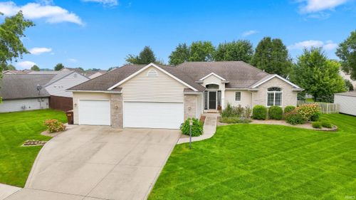 15905 Lebaron Ln, Huntertown, IN, 46748-9385 | Card Image