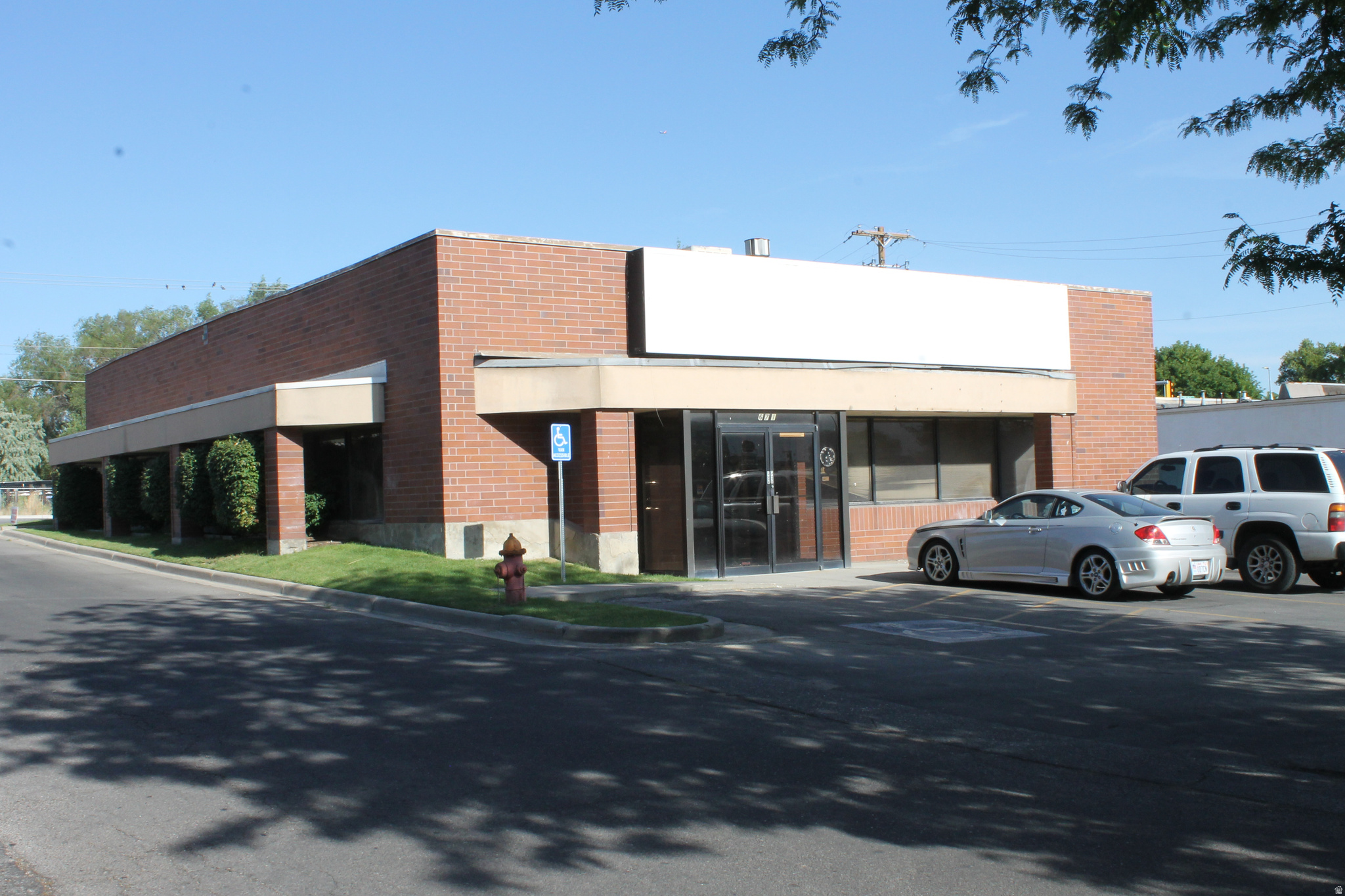 671 W 5300 S, Salt Lake City, UT 84104