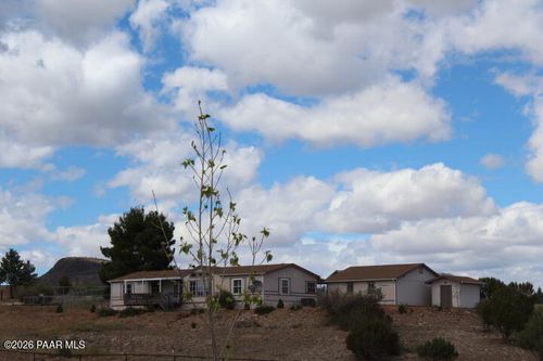 2025 N Papago Trl, Chino Valley, AZ, 86323-8649 | Card Image