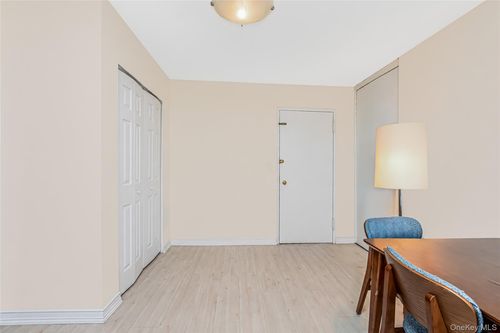 4g-5900 Arlington Ave, Bronx, NY, 10471-1306 | Card Image