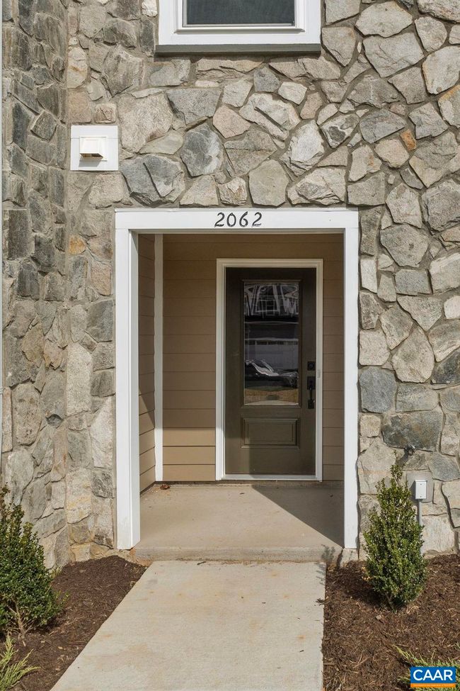 57 Hilah Ln, House attached with 3 bedrooms, 3 bathrooms and null parking in CHARLOTTESVILLE VA | Image 5