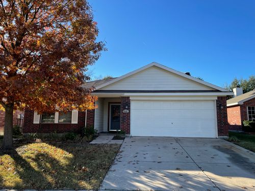 9409 Goldenview Dr, Fort Worth, TX, 76244-8675 | Card Image