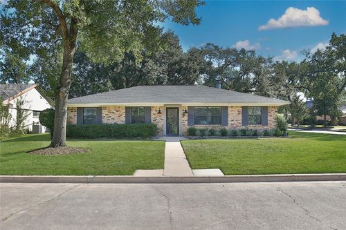 4402 Fallbrook Dr, Houston, TX, 77018-1033 | Card Image
