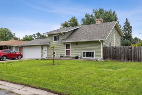 405 5th St Ne, Dilworth, MN, 56529-1100 | Card Image