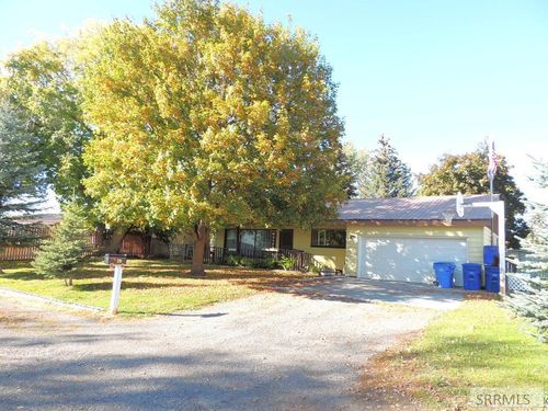 235 W 6th S, Saint Anthony, ID, 83445-1826 | Card Image