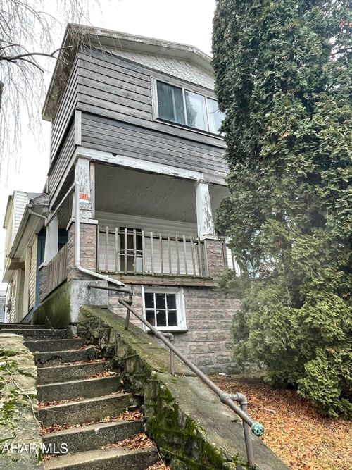 1307 2nd Ave, Altoona, PA, 16602-3649 | Card Image