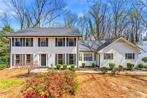 247 Millbrook Farm Rd, Marietta, GA, 30068-3766 | Card Image