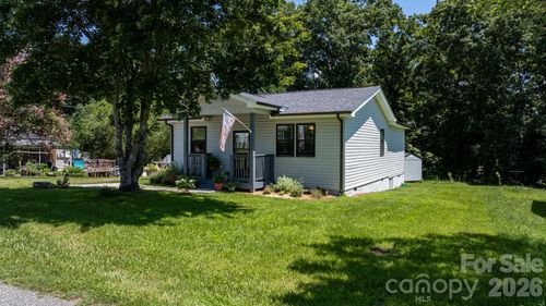 244 Holly St, Hudson, NC, 28638-2462 | Card Image
