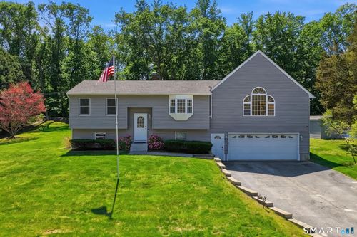 59 Oakwood Blvd, Plainfield, CT, 06374-2123 | Card Image