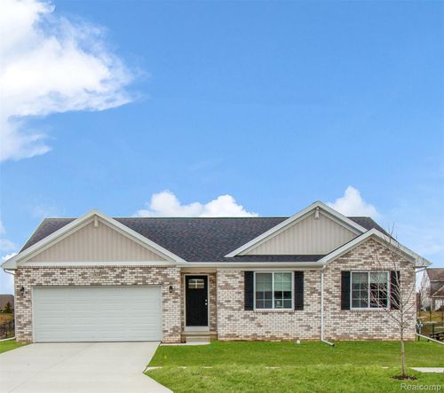 2824 Somerset St, Lapeer, MI, 48446-4415 | Card Image