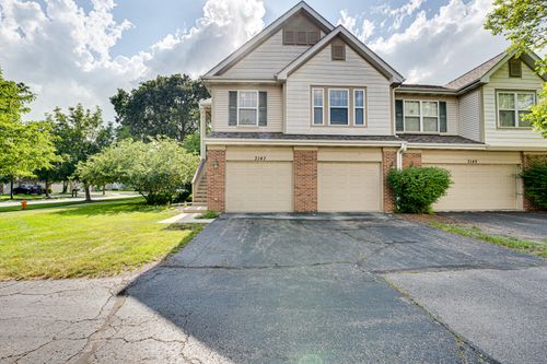 3147 Saganashkee Ln, Naperville, IL, 60564-2400 | Card Image
