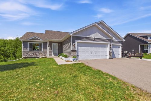 917 Mulberry Ave Ne, Montgomery, MN, 56069-4511 | Card Image