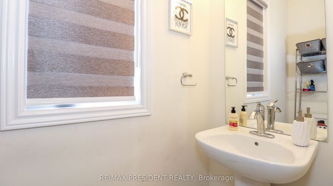 2214 Lozenby St, House other with 3 bedrooms, 3 bathrooms and 2 parking in Innisfil ON | Image 7