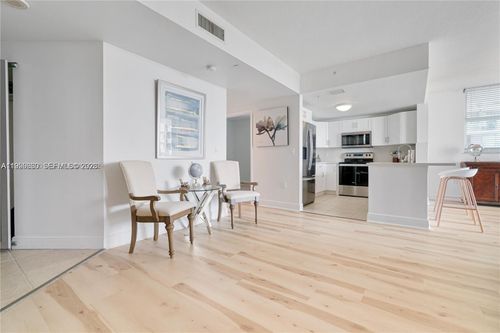 apt-1101-1250 S Miami Ave, Miami, FL, 33130-4106 | Card Image