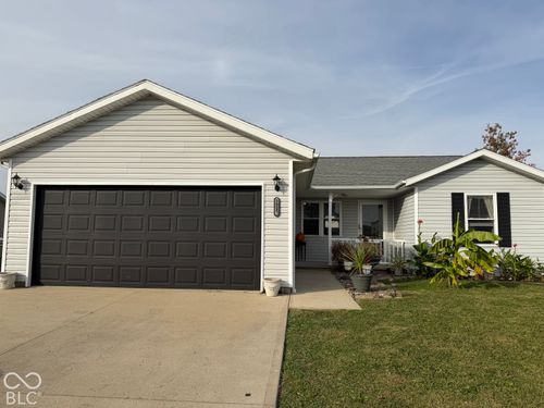 1658 Meyer Ln, Greensburg, IN, 47240-6617 | Card Image