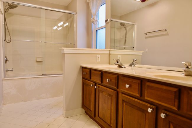239 Biltmore Dr, House other with 4 bedrooms, 4 bathrooms and null parking in Troy MI | Image 25