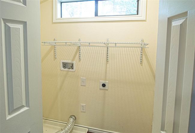 330 Holiday Ln, House other with 3 bedrooms, 2 bathrooms and 4 parking in Coldspring TX | Image 19