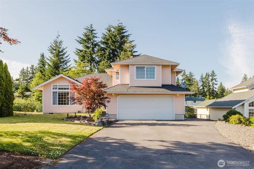 7315 E Collins Rd, Port Orchard, WA, 98366-8304 | Card Image