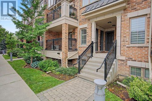 73-2441 Greenwich Dr, Oakville, ON, L6M0S3 | Card Image