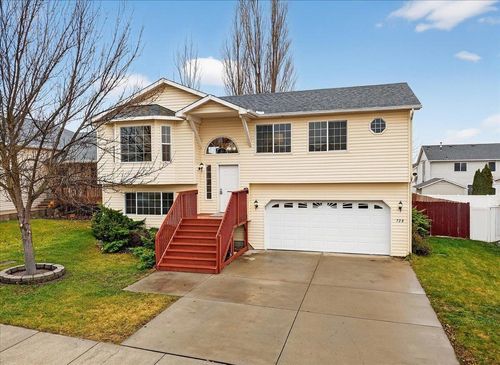 728 E Joshua Dr, Medical Lake, WA, 99022-5021 | Card Image