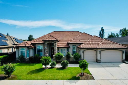 2770 Muncie Ave, Clovis, CA, 93619-8477 | Card Image
