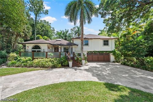 5070 Tamarind Ridge Dr, Naples, FL, 34119-2830 | Card Image