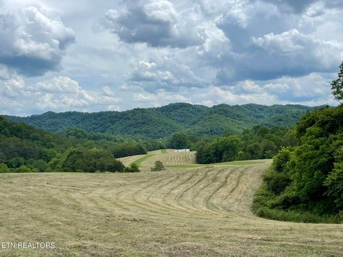 6948 Tazewell Hwy, Sneedville, TN, 37869-6816 | Card Image