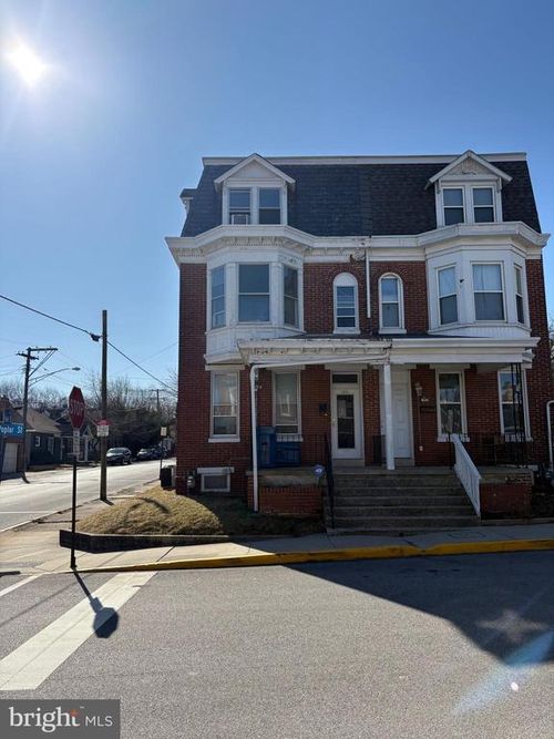 1300 W Poplar St, YORK, PA, 17404-3436 | Card Image