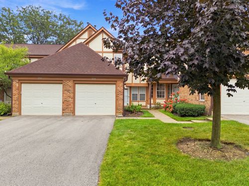 0-2018 Quaker Hollow Ln, Streamwood, IL, 60107-1947 | Card Image