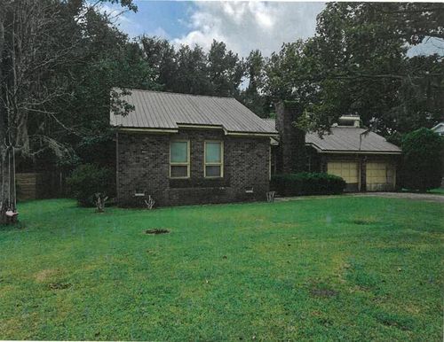 129 Honeysuckle Lane, Summerville, SC, 29485 | Card Image