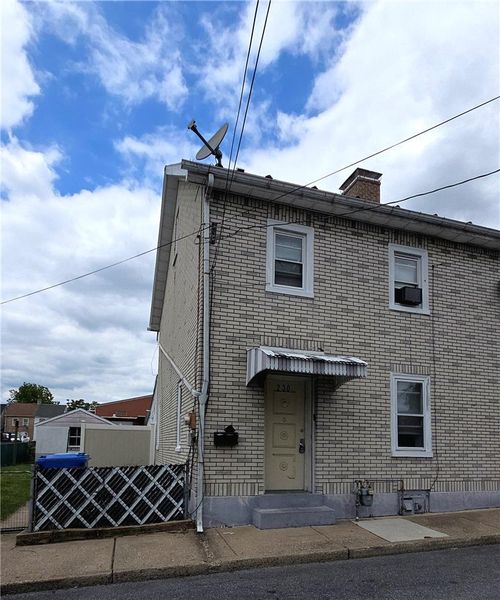 230 Wood St, CATASAUQUA, PA, 18032-2548 | Card Image