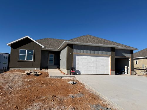 1281 N Maxine Ave, Nixa, MO, 65714-4277 | Card Image