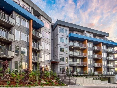 207-6540 Metral Dr, Nanaimo, BC, V9T2L8 | Card Image