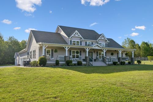 6322 Jim Cummings Hwy, Bradyville, TN, 37026-5017 | Card Image