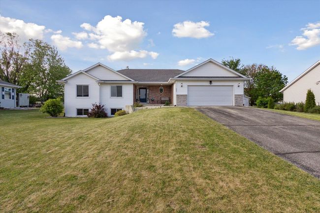 605 E Rime Street, House other with 3 bedrooms, 3 bathrooms and null parking in ORFORDVILLE WI | Image 4