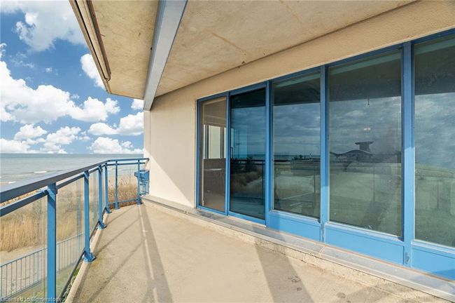 202 - 9 Pine St, House attached with 3 bedrooms, 2 bathrooms and 1 parking in Grand Bend ON | Image 46