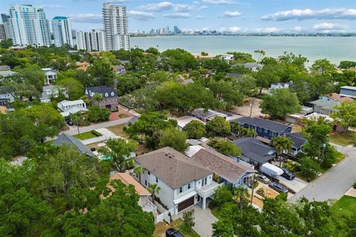 3007 W Bay Court Ave, TAMPA, FL, 33611-1603 | Card Image