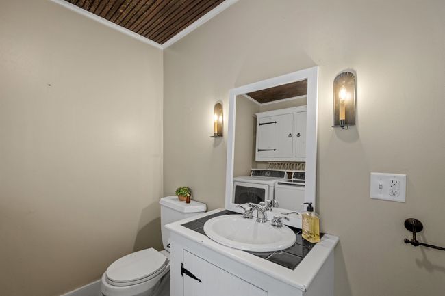 75 Warren St, House other with 4 bedrooms, 3 bathrooms and null parking in Laconia NH | Image 23