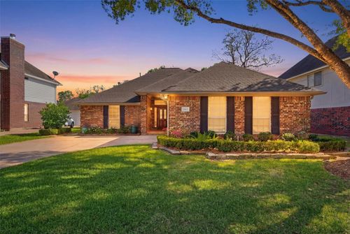 2605 Hampton Springs Dr, Seabrook, TX, 77586-1586 | Card Image